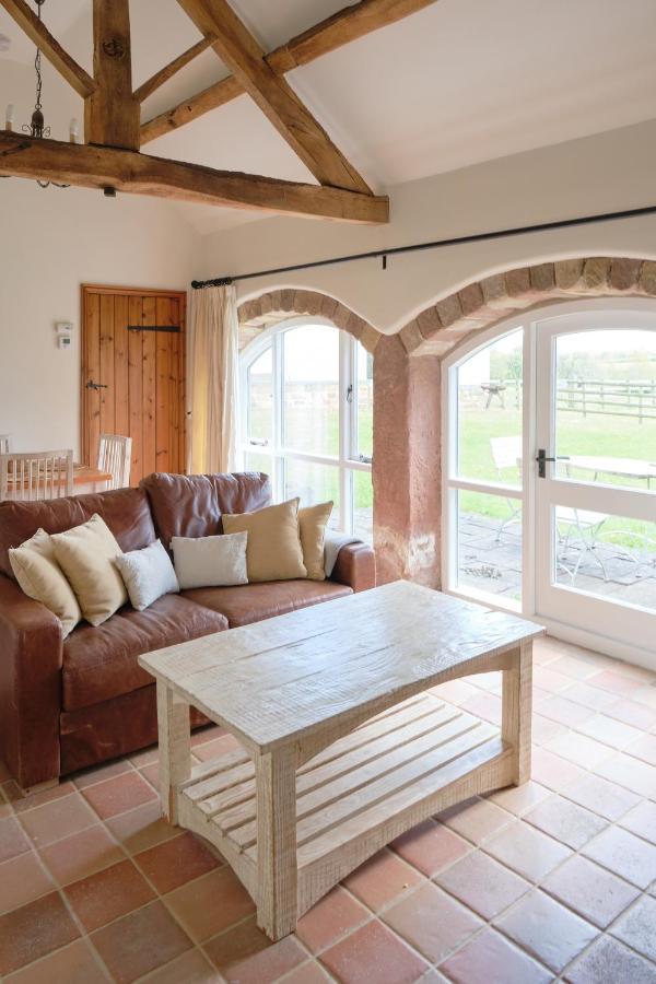 Swallow Barn At Millfields Farm Cottages آشبورن المظهر الخارجي الصورة